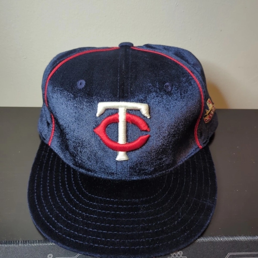 MLB Minnesota Twins American Needle Velour Baseball Hat Professional 8 Model